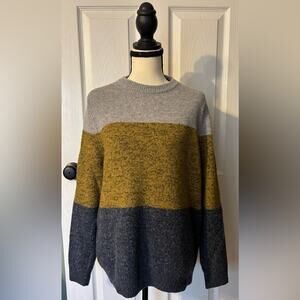 Fat Face Men's Knit Sweater Crewneck Medium Grey Olive Charcoal Colorblock